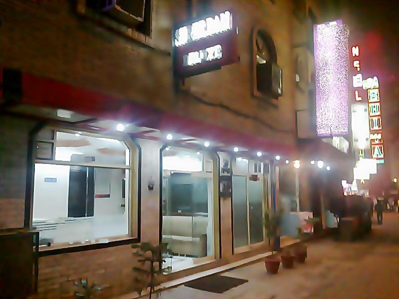 Hotel Shreeram Deluxe Nové Dillí Exteriér fotografie